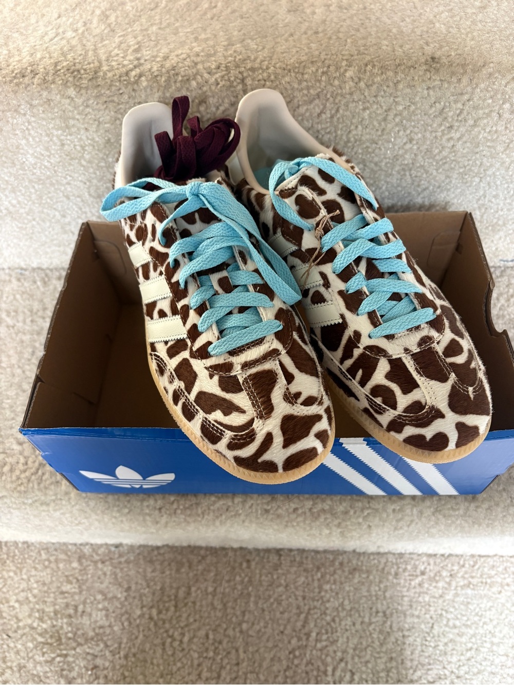 Adidas Samba OG size 8.5 Giraffe print